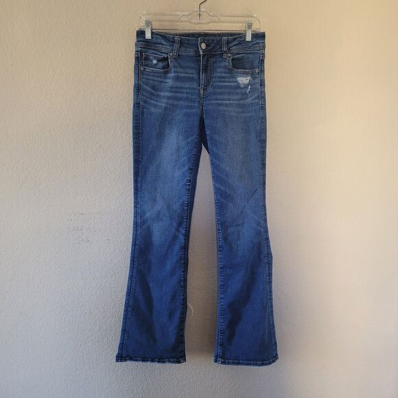 American Eagle Next Level Stretch Medium Wash Kick Boot Denim Jeans Size 4 Euc - Picture 1 of 10